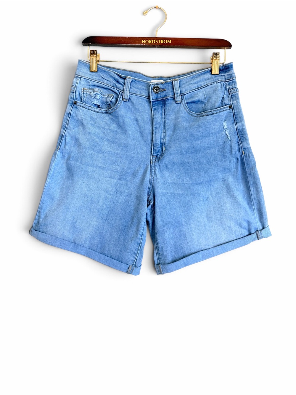 Sneak Peek jeans shorts, wide leg size M (29 US), slightly distressed